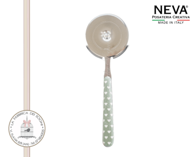 Neva Posate – Rotella Pizza Acciaio Inossidabile Cuoricini verde