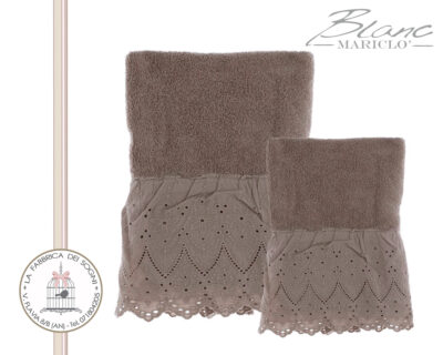 Blanc Mariclo – Coppia Asciugamani Pizzo Sangallo Marrone